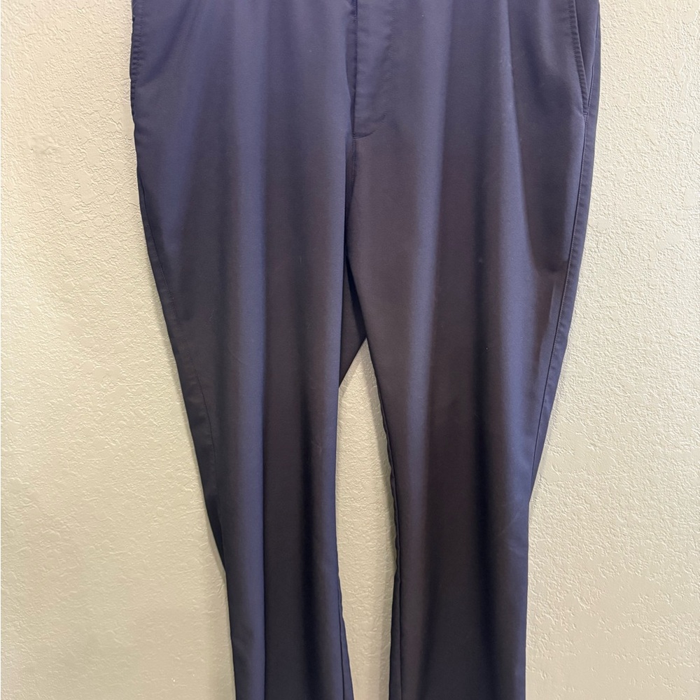 Roundtree & Yorke Performance Trousers in Black